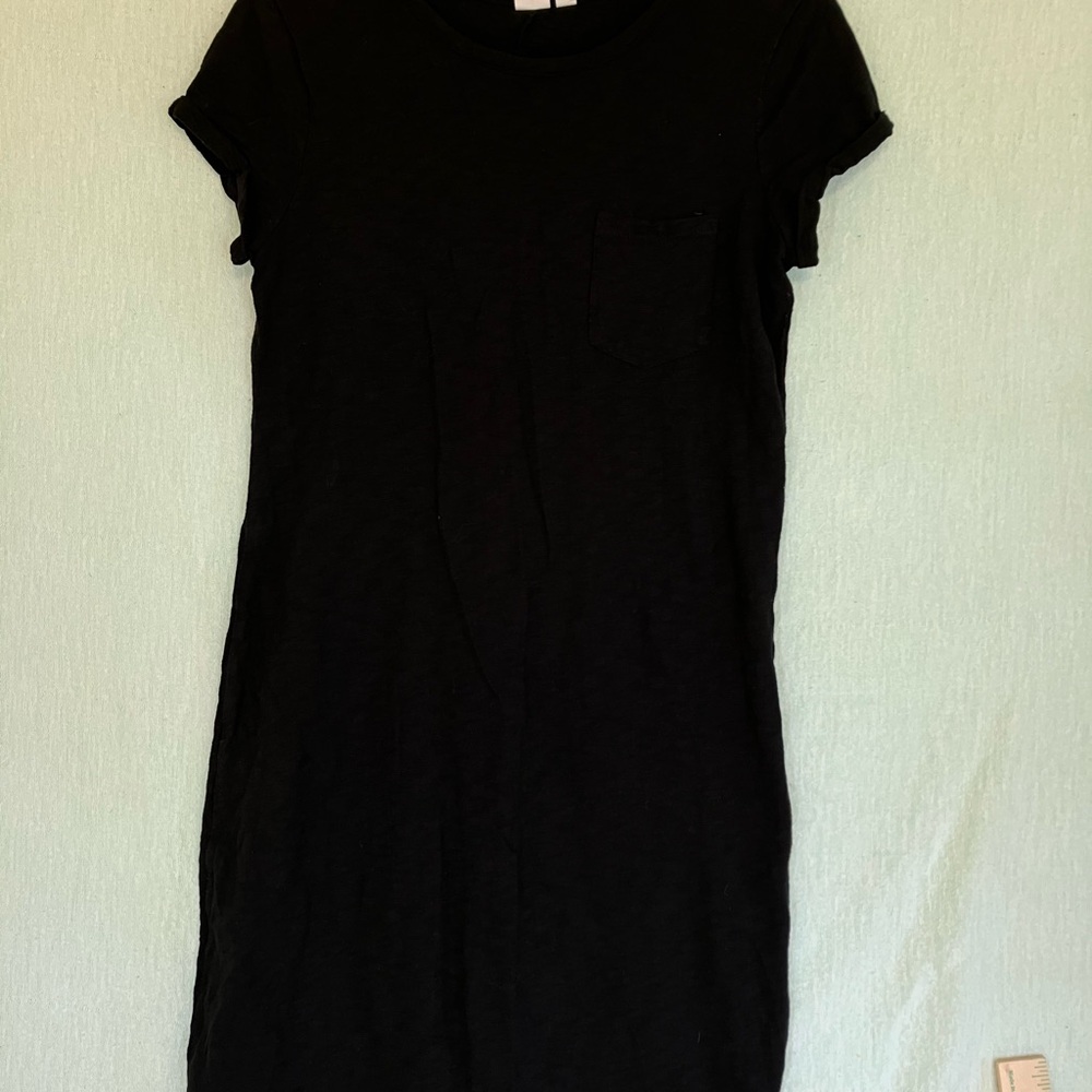 GAP Black T-Shirt Dress with pocket